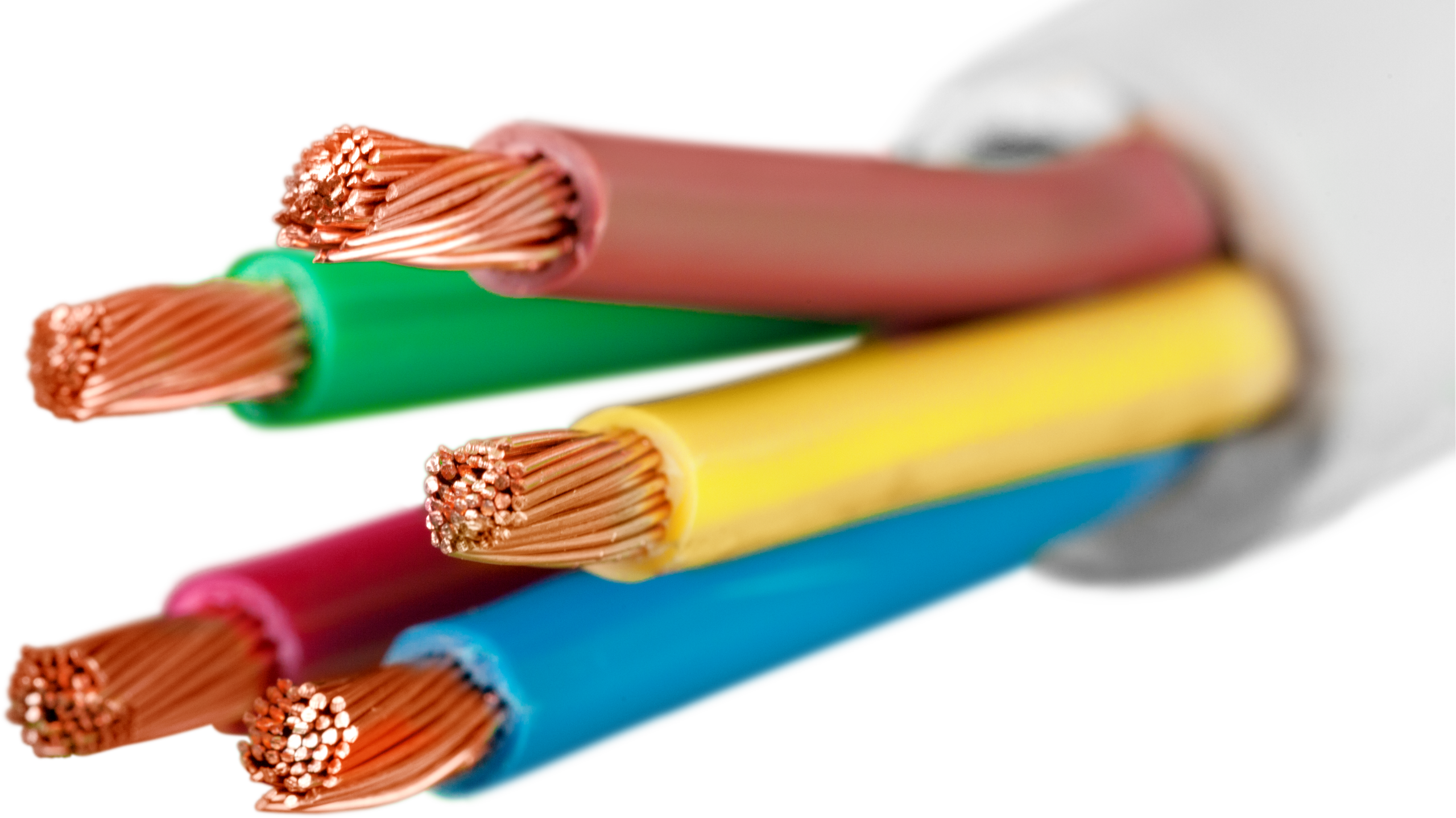 7 Common Cable Lug Mistakes Homeowners Make During DIY Electrical Projects