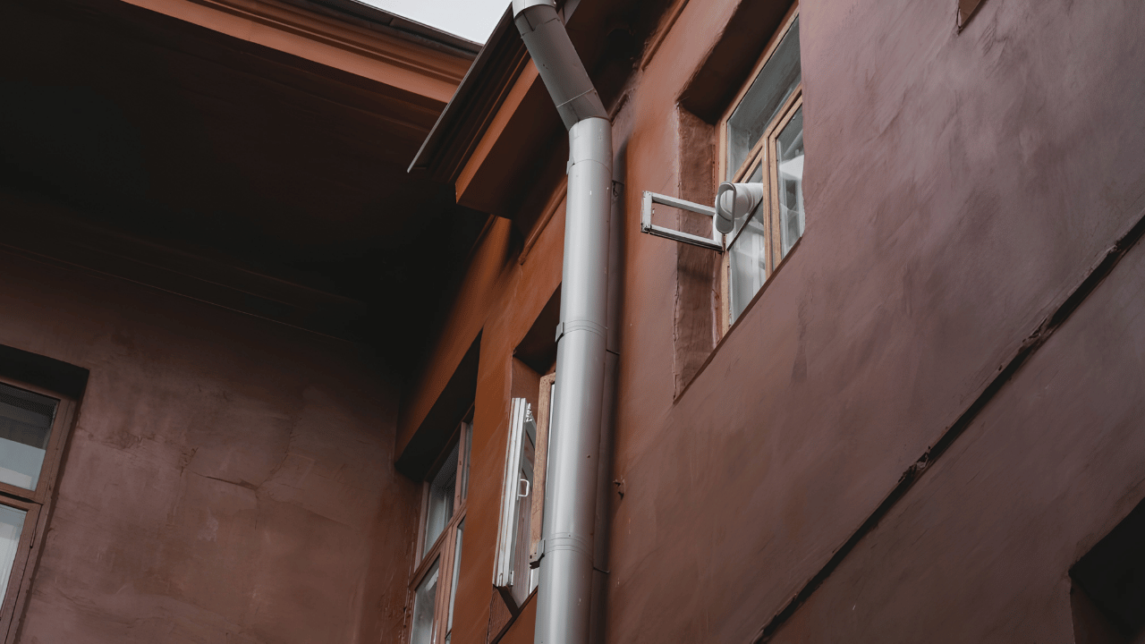 Choosing the Right Gutters for Your Home: A Complete Guide