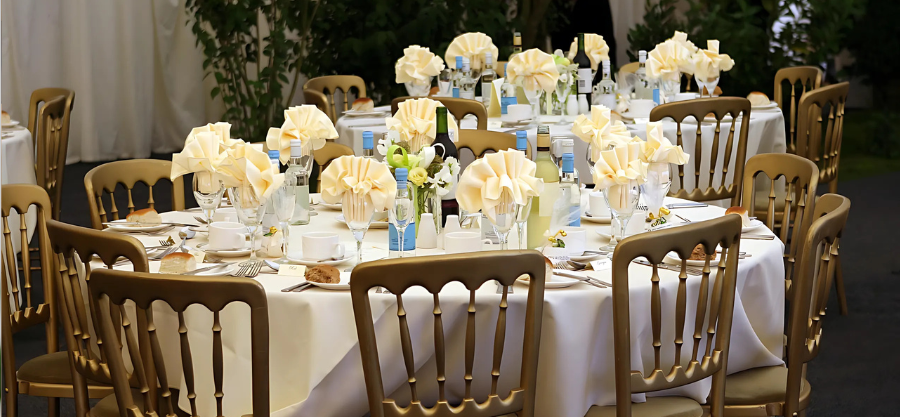 How to Choose the Right Banquet Furniture for Your Event