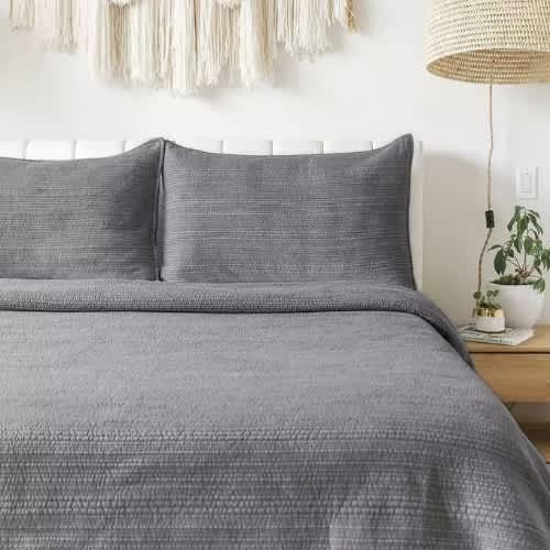 3-piece Quilted Comforter Set. Home Office Garden | HOG-HomeOfficeGarden | online marketplace