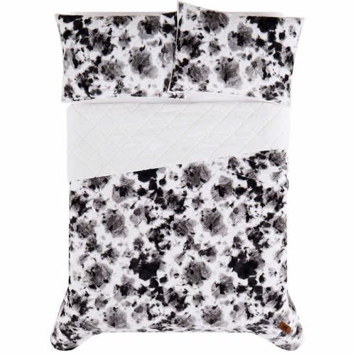 Frye Faux Fur Quilt Set - 3-piece Set. Home Office Garden | HOG-HomeOfficeGarden | online marketplace