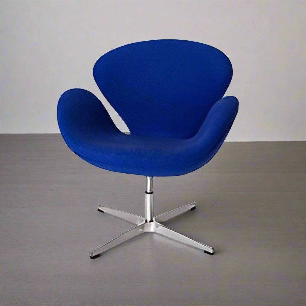 Arne Jacobsen Swan Lounge Arm Chair- Blue @ HOG