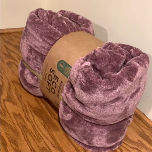 Berkshire Life Eco Soft Blanket Queen - 98” x 92”. Home Office Garden | HOG-HomeOfficeGarden | online marketplace