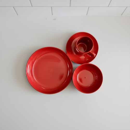 Color Magic Dinnerware Set -16 Pieces -Red @HOG - Home, Office, Garden, Online Marketplace