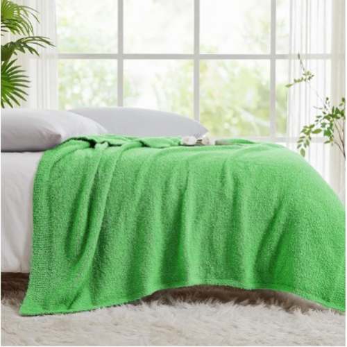 Cymula Super Soft Comfort Throw Blanket - Green. Home Office Garden | HOG-HomeOfficeGarden | online marketplace
