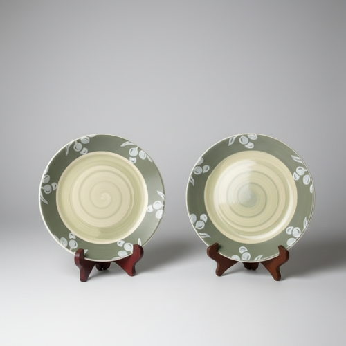 Decorative Ceramic Plates with Spiral and Leaf Motif – Set of Two @HOG - Home, Office, Garden, Online Marketplace