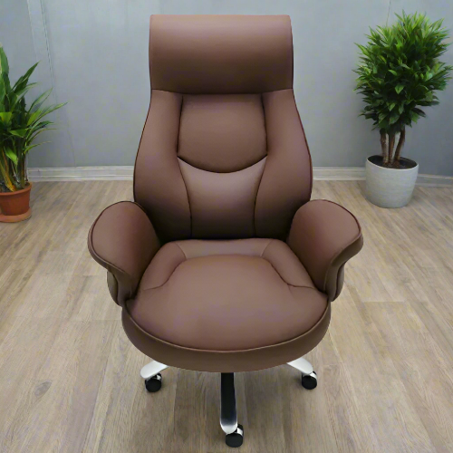High-Back Leather Office Chair with Padded Armrests @HOG - Home, Office, Garden, Online Marketplace