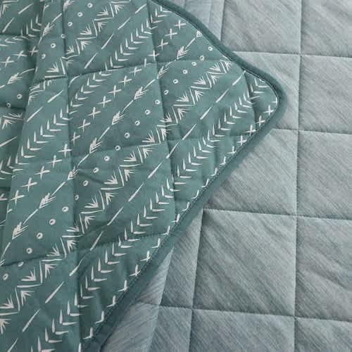 Life Comfort Reversible Cooling Throw Blanket - 60" X 70". Home Office Garden | HOG-HomeOfficeGarden | online marketplace