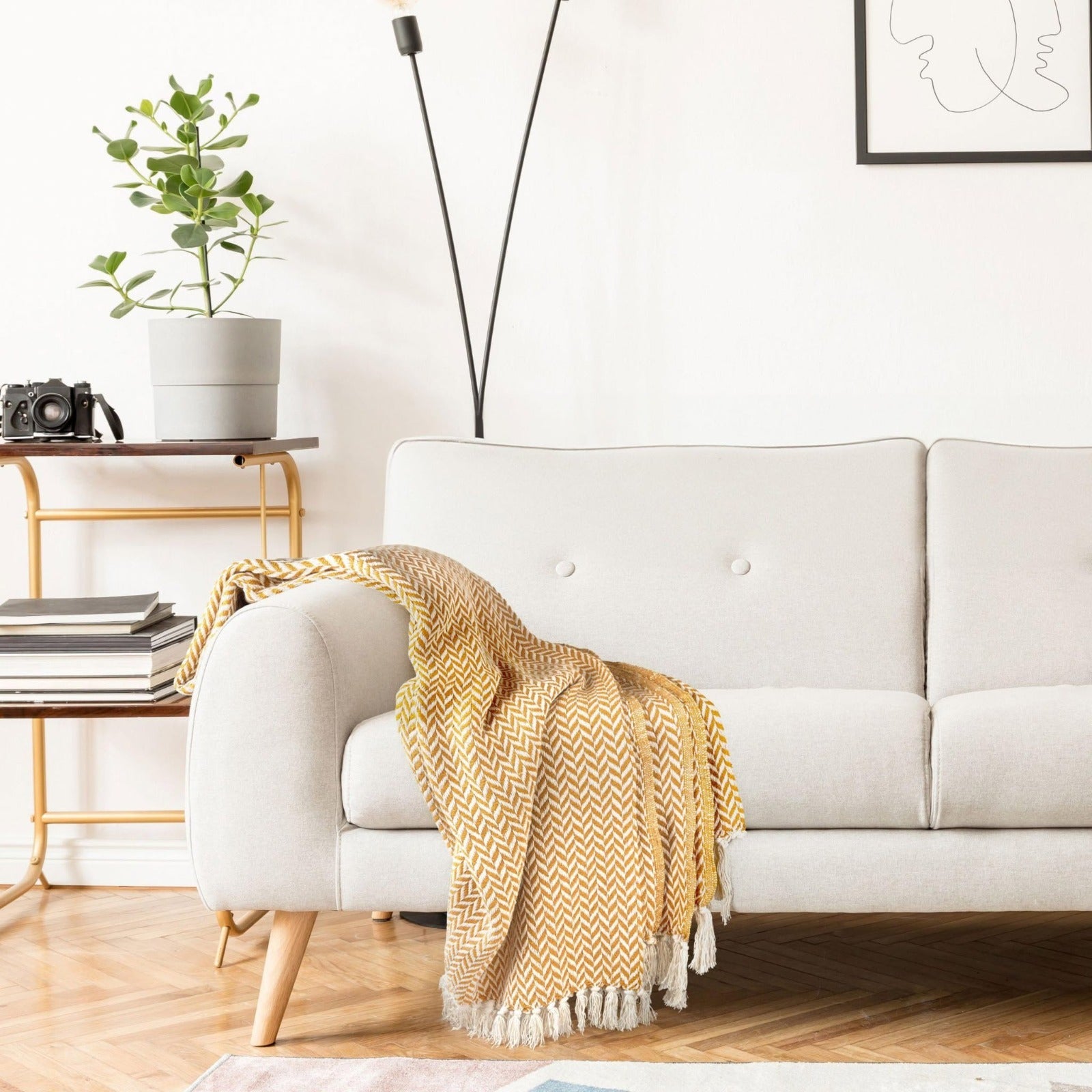 Lifestyle by Emma Barclay Cherokee Throw 127x152 – Ochre @HOG - Home Office Garden Online Marketplace