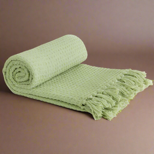 Lifestyle by Emma Barclay Honeycomb Throw 127x152 – Pistachio @HOG - Home Office Garden Online Marketplace