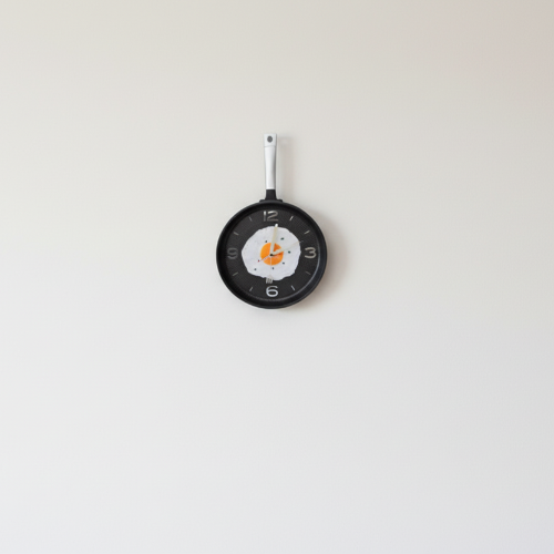 Linsan Fried Egg Kitchen Clock- Silver @HOG - Home, Office, Garden, Online Marketplace