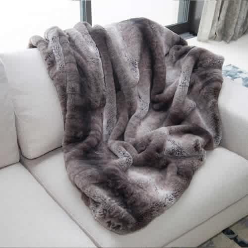 Mon Chateau Luxe Faux Fur Throw Blanket - 60 X 70cm. Home Office Garden | HOG-HomeOfficeGarden | online marketplace