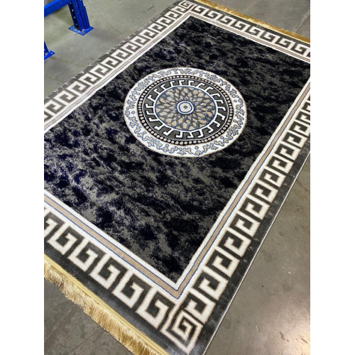 Grey Arabian center rug. Home Office Garden | HOG-HomeOfficeGarden | online marketplace