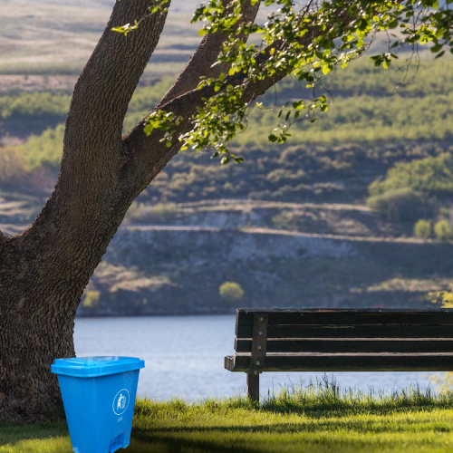 60 Litre Plastic Pedaled Garbage Trash Waste Bin. Home Office Garden | HOG-HomeOfficeGarden | online marketplace