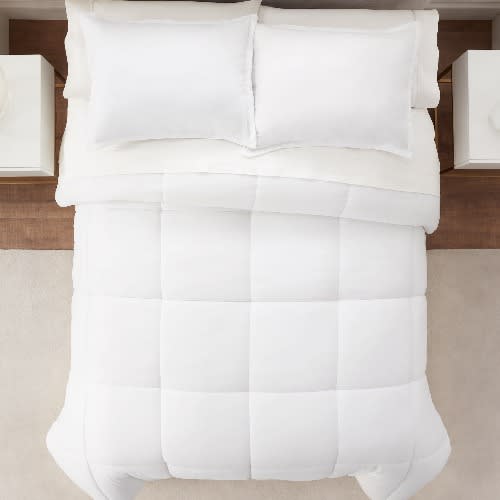 Serta - Antimicrobial - Solid Comforter Set - Queen - 3 Piece - White. Home Office Garden | HOG-HomeOfficeGarden | online marketplace