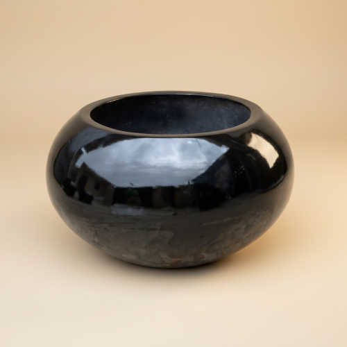 Tomato Fiberglass Planter. @HOG - Home Office Garden Online Marketplace