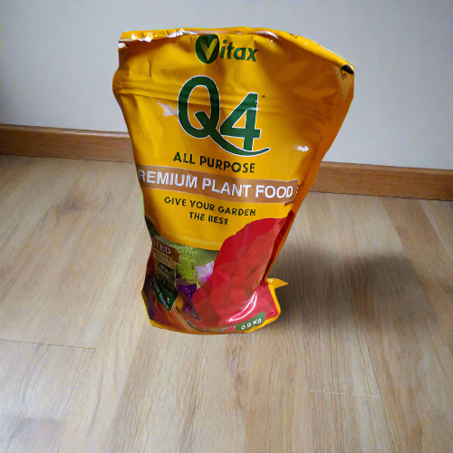 Vitax Q4 All Purpose Plant Food 0.9kg Home Office Garden | HOG-HomeOfficeGarden | online marketplace
