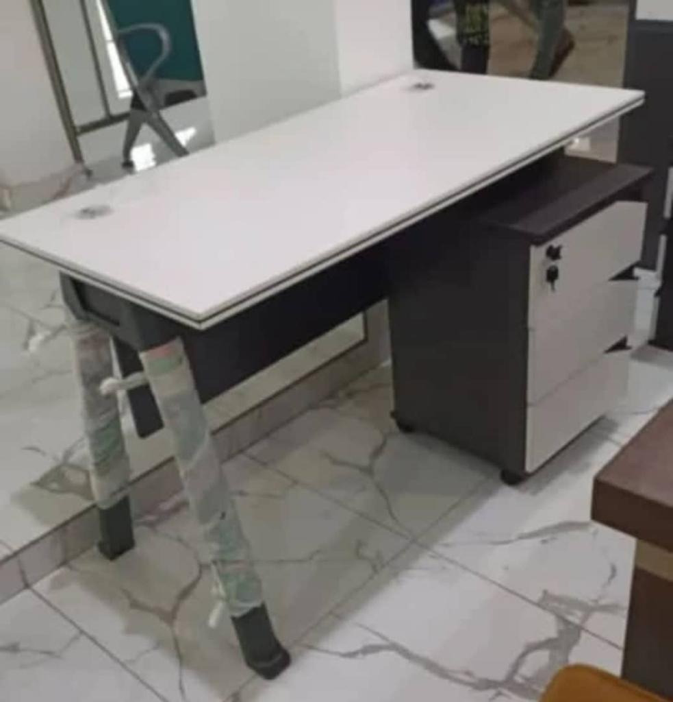 Modern Office Desk