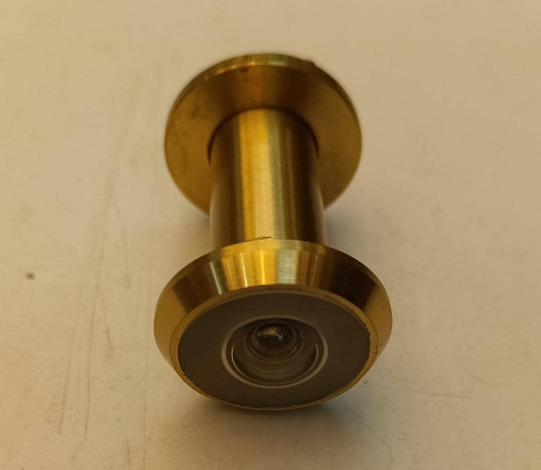 Amig Door Viewer -Short