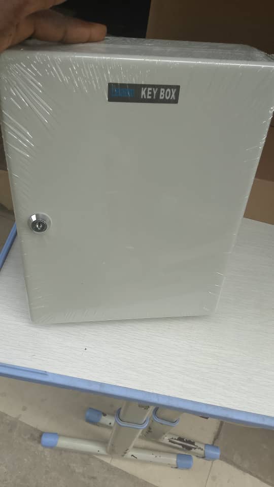 Maɓallin Dutsen bango Safe - maɓallan 40