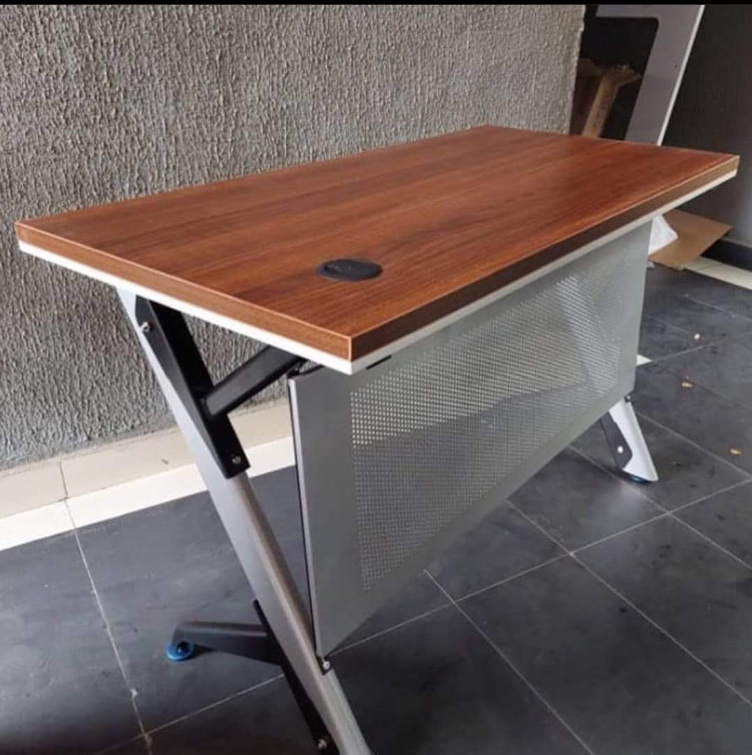 1.2 Meter Office Desk Home Office Garden | HOG-HomeOfficeGarden | online marketplace