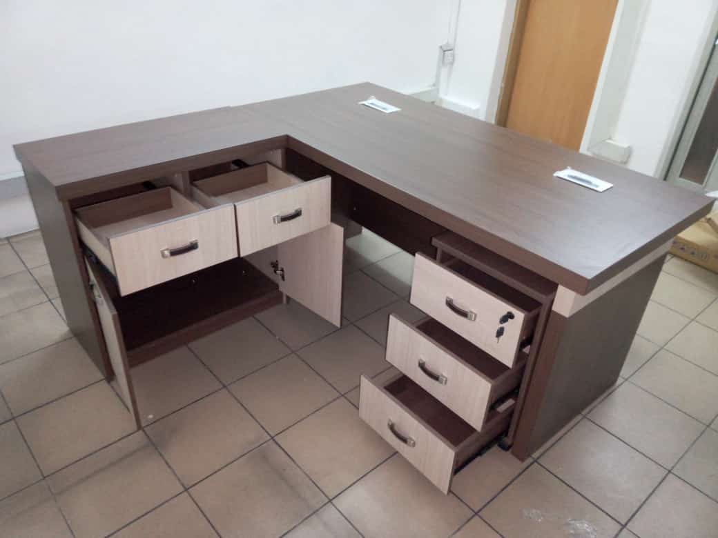 1.6 Meter Modern Executive Table (Only)Home Office Garden | HOG-HomeOfficeGarden | HOG-Home.Office.Garden