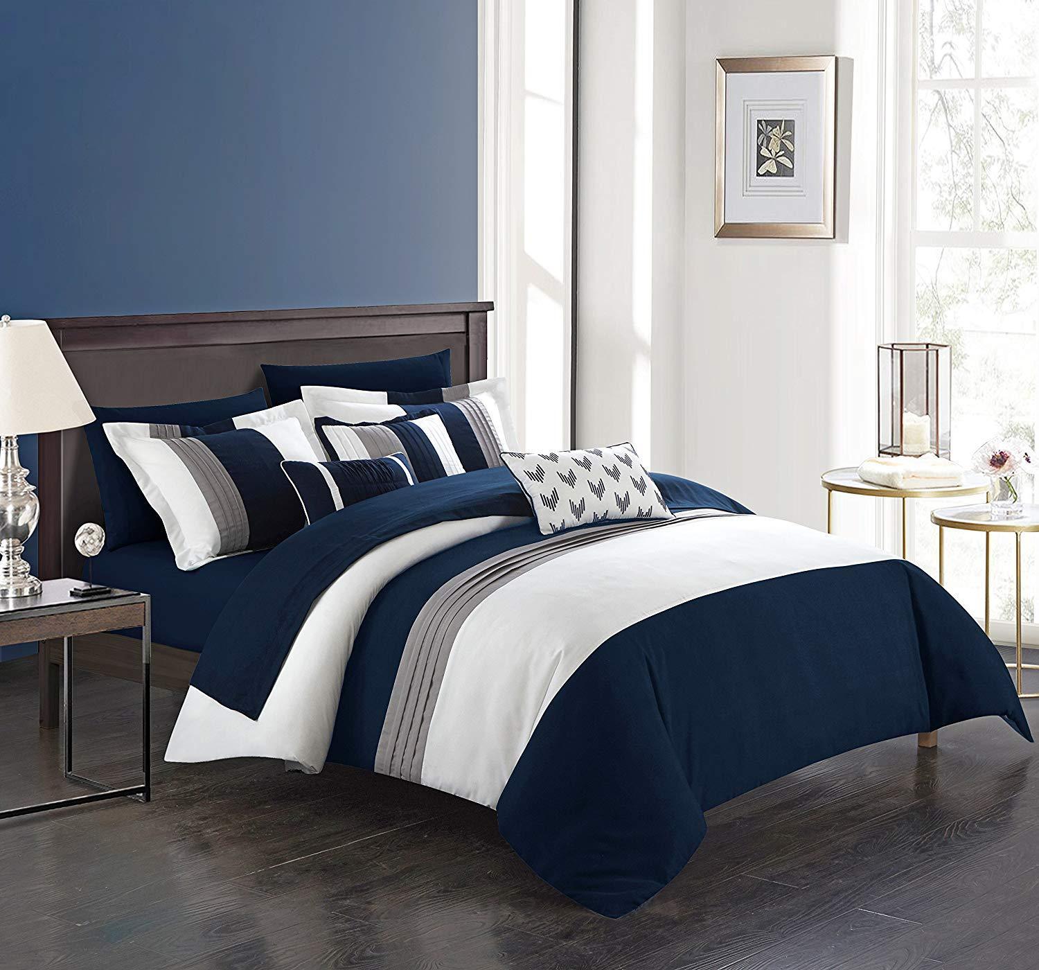8pc Bedding Set with Duvet covers & 4 pillow cases-Navy Home Office Garden | HOG-HomeOfficeGarden | online marketplace