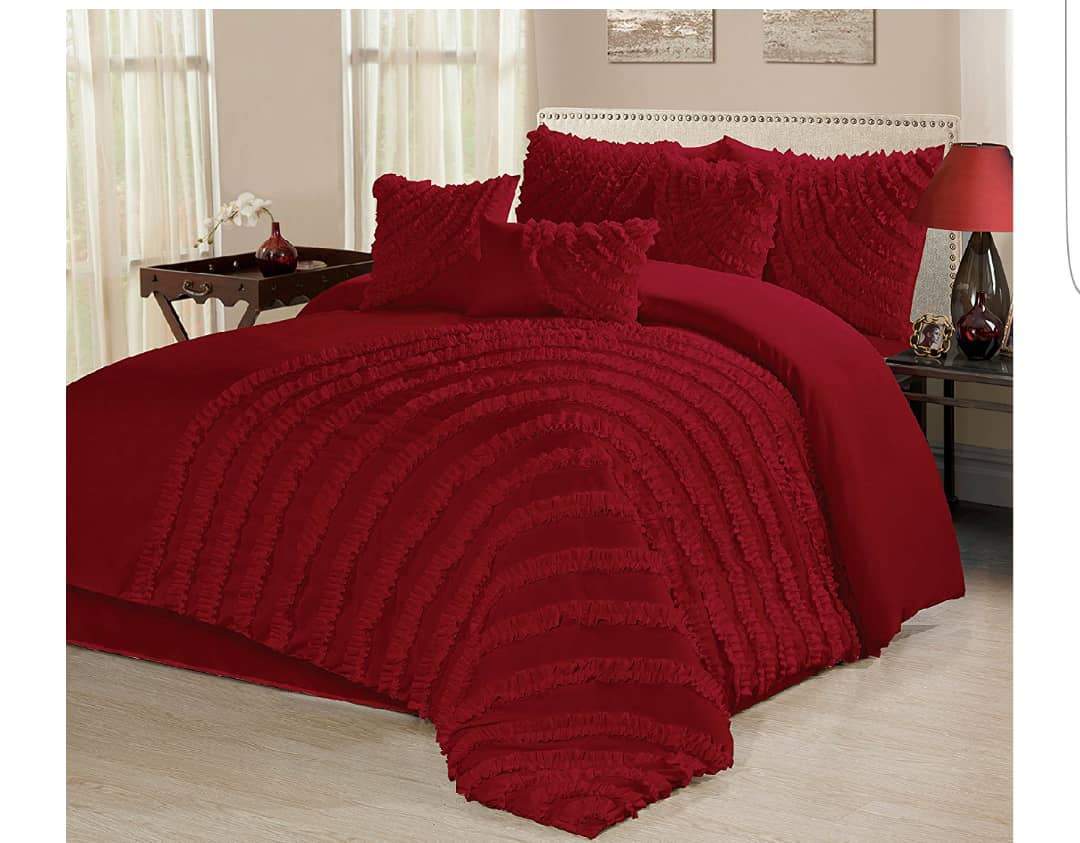 8pc Bedding Set with Duvet covers & 4 pillow cases-Red Home Office Garden | HOG-HomeOfficeGarden | online marketplace