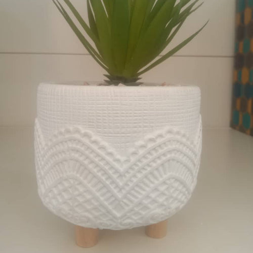 Succulent Pot with Legs @HOG - Home Office Garden Online Marketplace