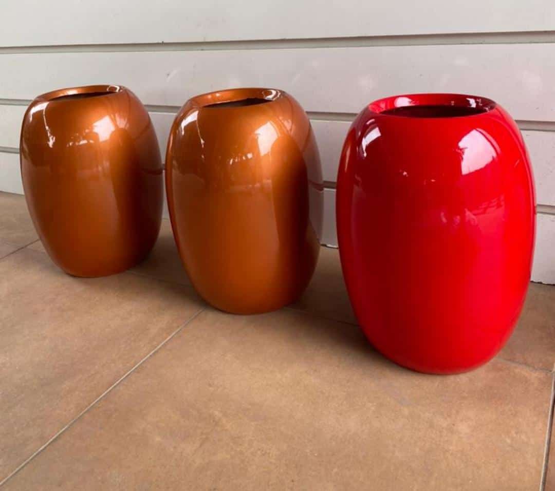 Modern Plant Vase Table