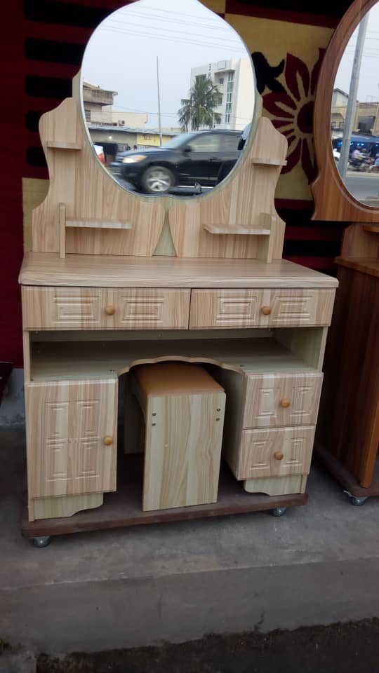 Dresser With Oval Mirror & Stool