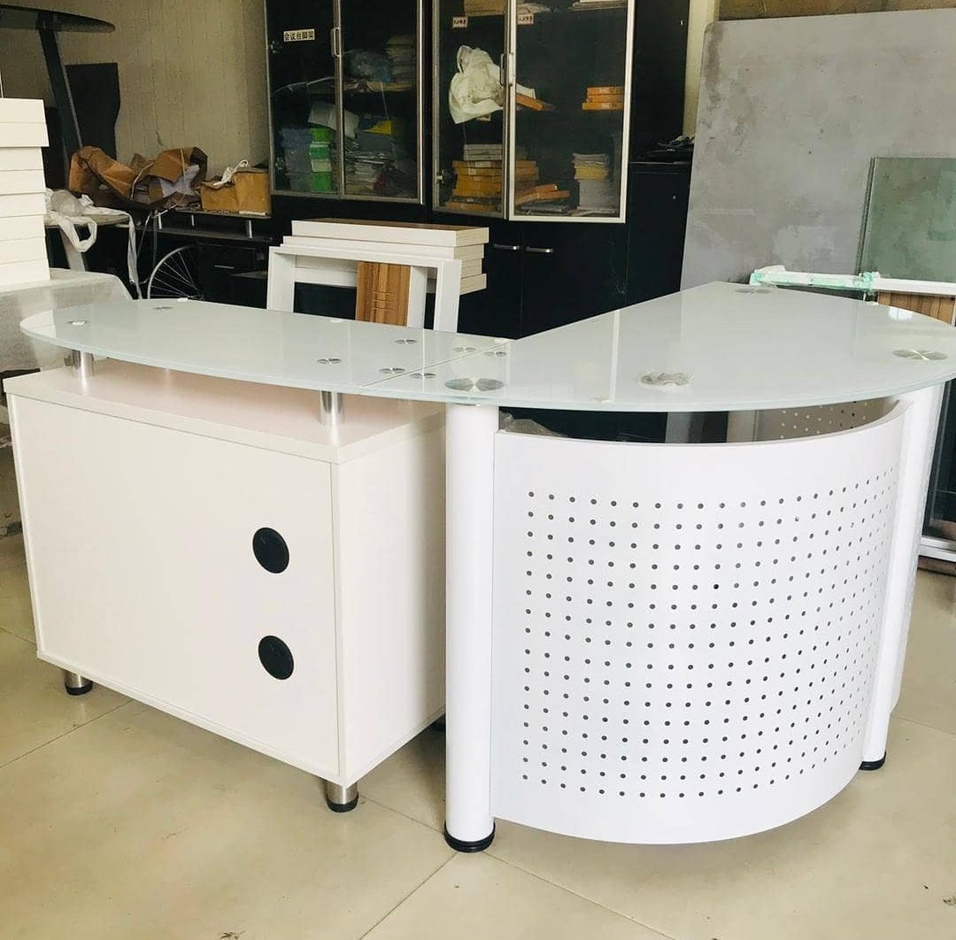 Glass Reception Table -1.6 Meters