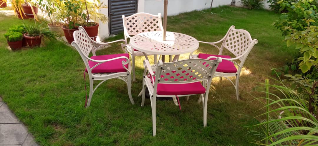 Rustic Patio Set (White)