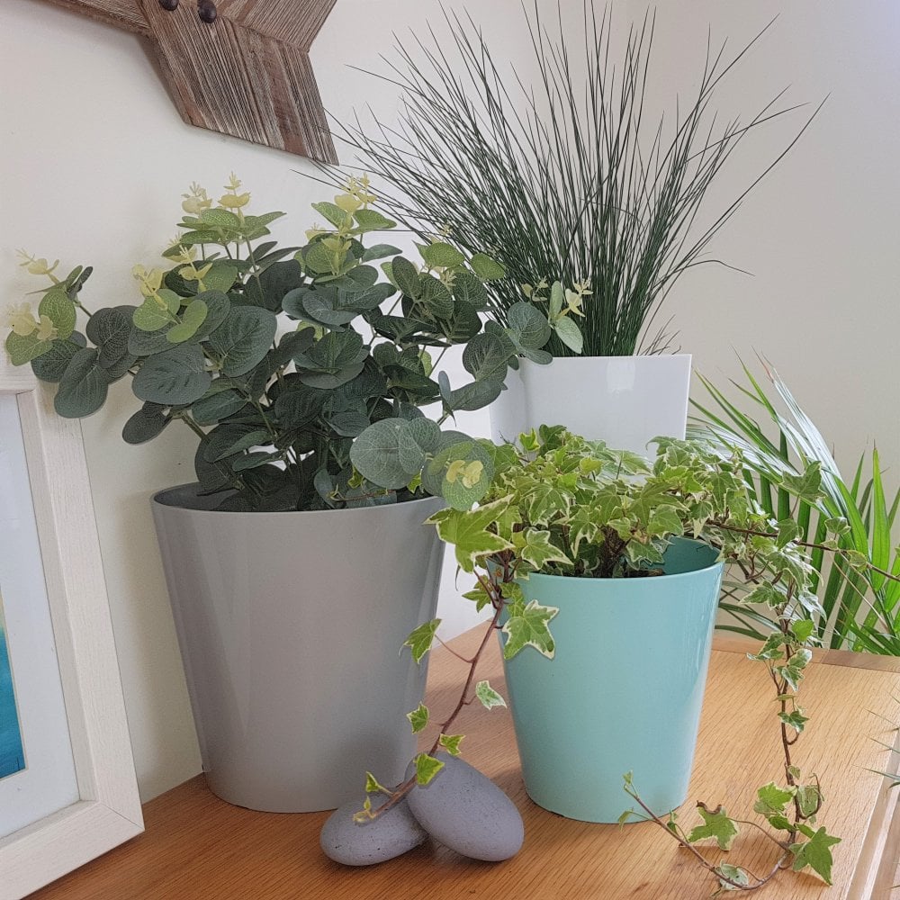 Wham studio round plant pot HOG-Home, Office, Garden online marketplace.