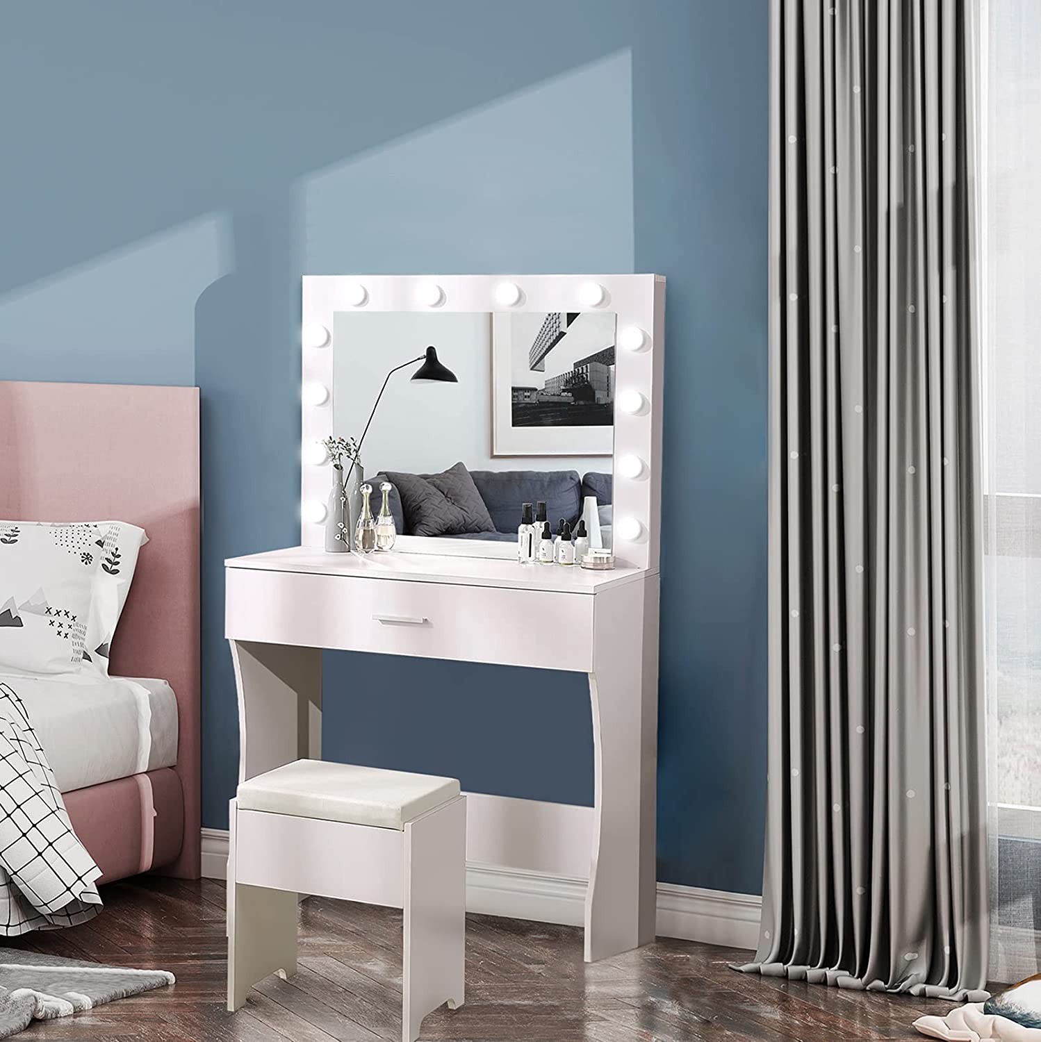 Vanity Table Set with Lighted Mirror Home Office Garden | HOG-HomeOfficeGarden | online marketplace