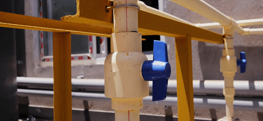 Pipe relining vs pipe replacement — which is better for you?