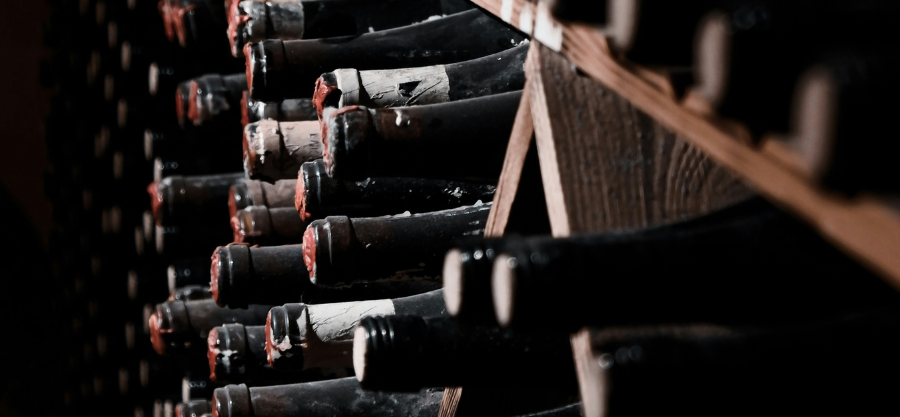 From Passion to Preservation: The Ultimate Guide to Wine Collecting & Home Wine Cellar Mastery