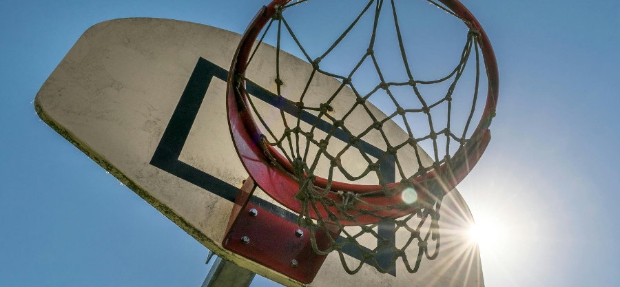 How to Design the Perfect Backyard Sports Zone for Your Home