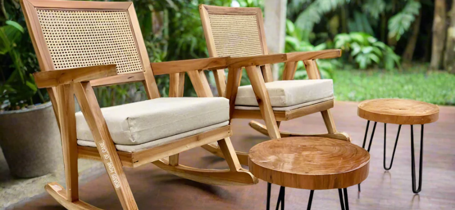 How to Turn Your Backyard into a Tropical Paradise