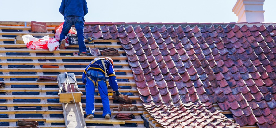 Top 17 Signs That Your Roof Needs Immediate Repair