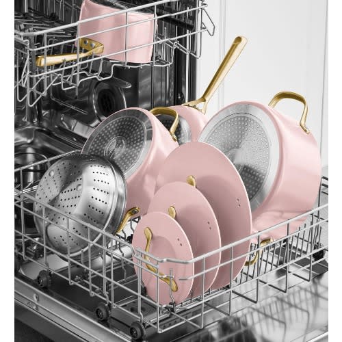 Member's Mark Modern Ceramic Cookware Set - 11-piece - Pink