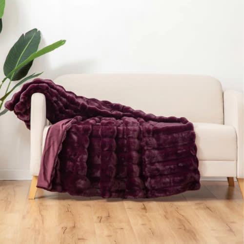 Berkshire Collection Faux Fur Plush Throw Blanket - 60"x70" - Purple. Home Office Garden | HOG-HomeOfficeGarden | online marketplace