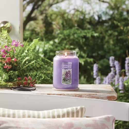 Yankee Candle Lilac Blossoms - 22 Oz. Home Office Garden | HOG-HomeOfficeGarden | online marketplace