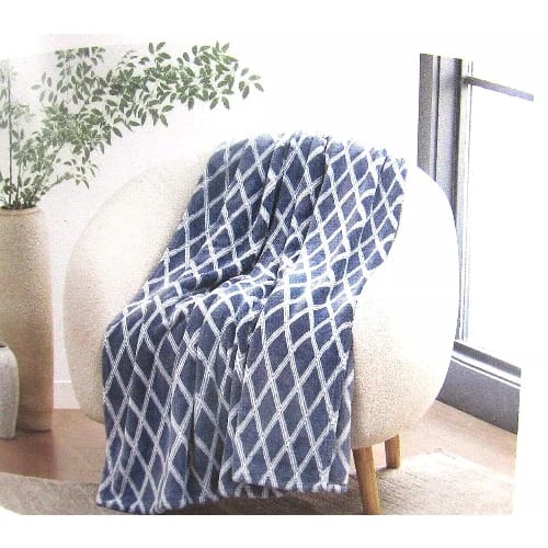 Casual Living Super Soft Plush Throw Blanket Blue - 60'' X 70''. Home Office Garden | HOG-HomeOfficeGarden | online marketplace