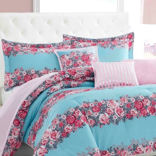 Betsey Johnson Floral Microfiber Plain Weave Washable Comforter Sets- Full/queen