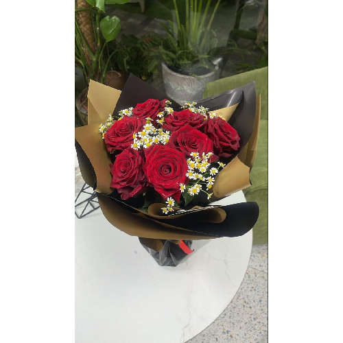 Classic Love Bouquet @HOG - Home Office Garden Online Marketplace