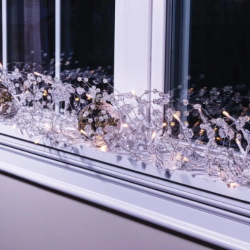 Glitter Gem Garland With 100 Warm White Led Lights - 9ft - 2.7m @HOG - Home, Office, Garden, Online Marketplace

