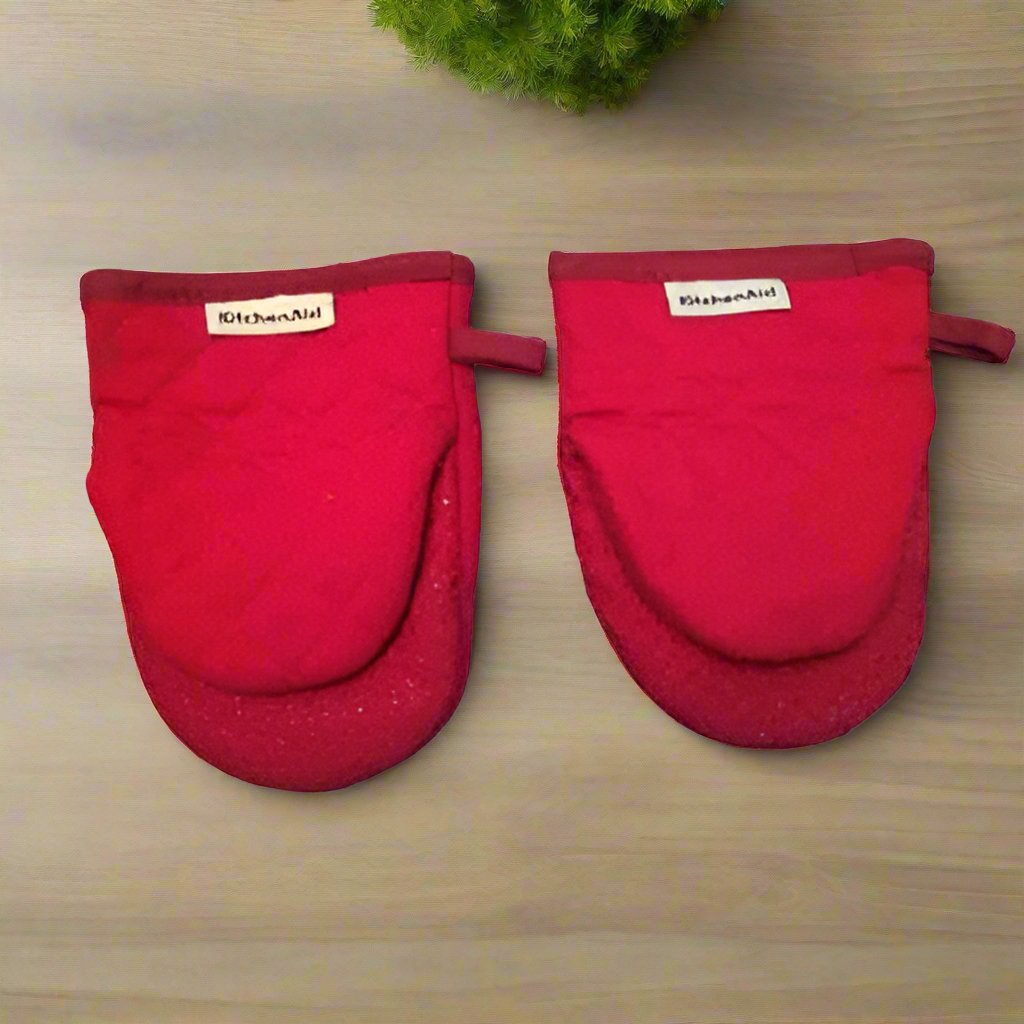 KitchenAid Asteroid Mini Oven Mitts, 2-Pack – Heat Resistant With Silicone Grips, Honey Orange