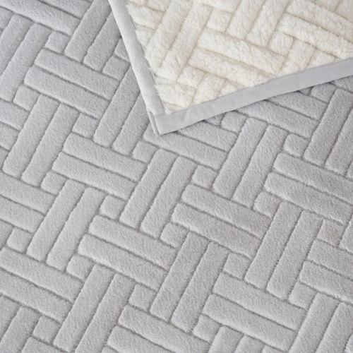 Korbliss Faux Fur King Throw Blanket - 90x102'' - Light Grey @HOG - Home, Office, Garden, Online Marketplace

