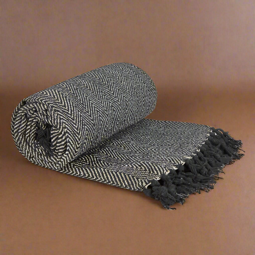 Lifestyle by Emma Barclay Herringbone Throw 127x152 – Black @HOG - Home Office Garden Online Marketplace